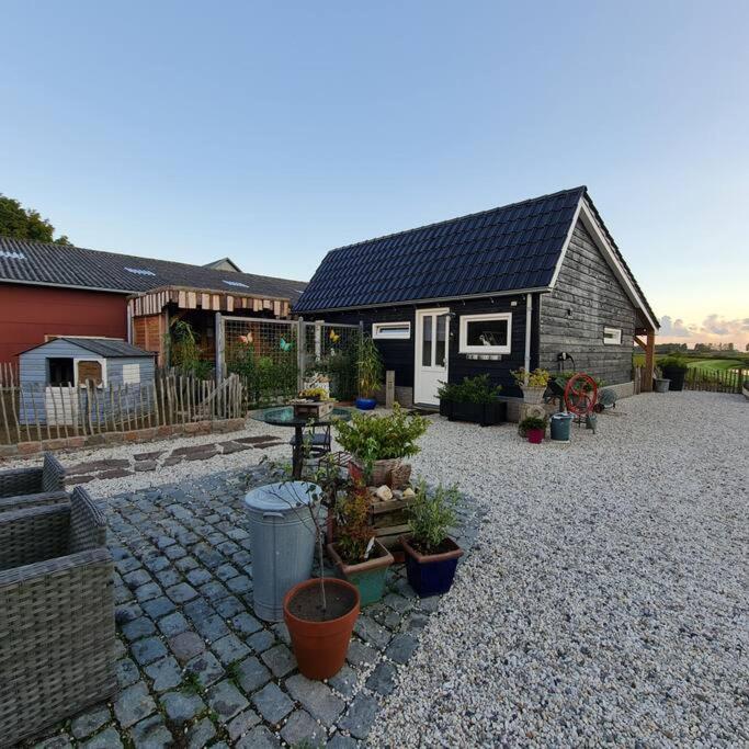 Wellness Chalet Met Jacuzzi, Sauna, Omheinde Tuin, Sint Annaland Exterior photo